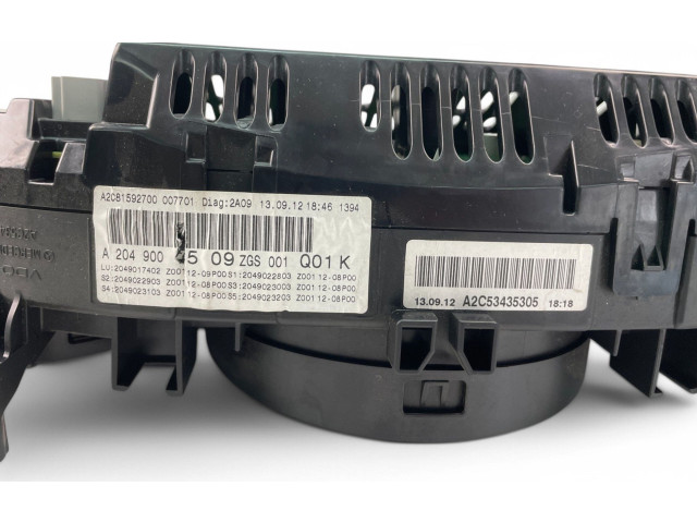 Přístrojová deska Mercedes-Benz C W204 2010 A2049004509