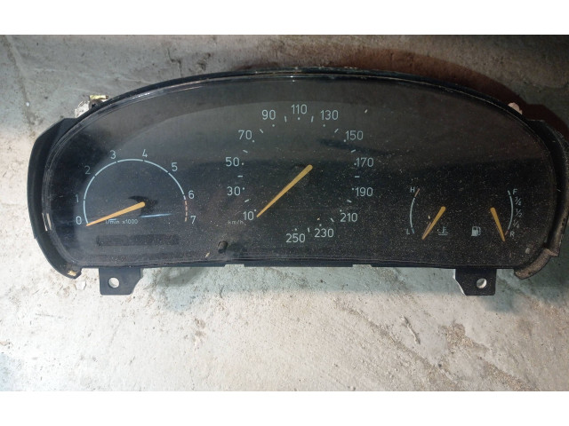 Панель приборов 4619482, 69795370   Saab 9-5       