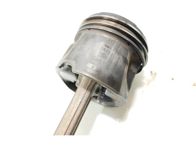 Поршень с шатуном    Volvo XC90