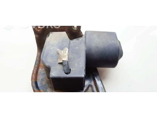 Моторчик дворников     Mitsubishi Space Star