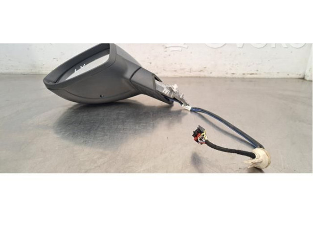 Зеркало электрическое Volkswagen Golf VIII 2019 - года