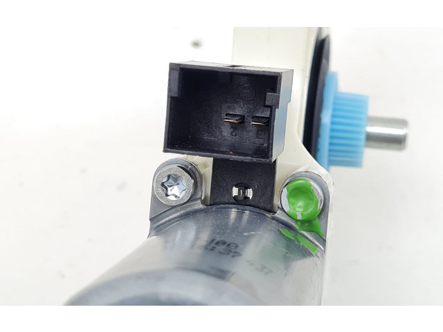 Моторчик заднего дворника 4K0959801    Audi e-tron