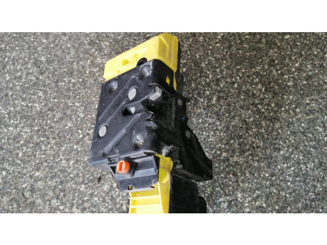 Задний замок