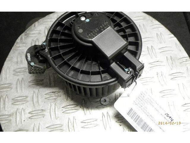 Вентилятор печки       Daihatsu Cuore
