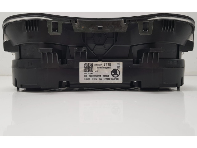 Панель приборов 6V0920741B Skoda Fabia Mk3 (NJ)