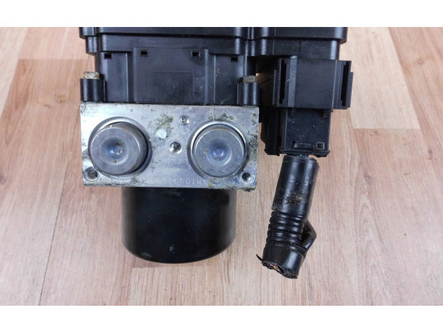 Блок АБС 8V612C405CA Mazda 3 II 2009 - 2013 года