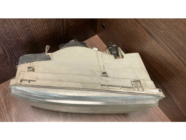 Передняя фара