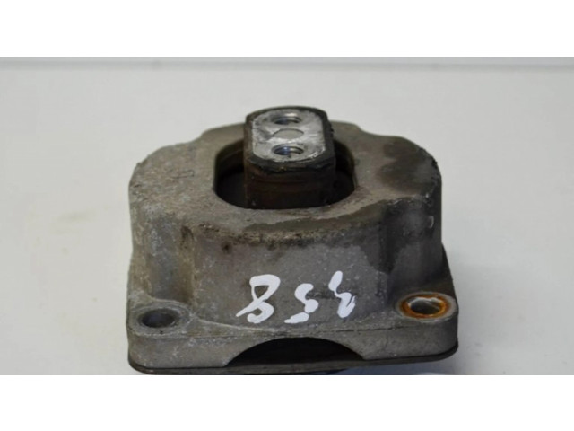 Подушка коробки передач