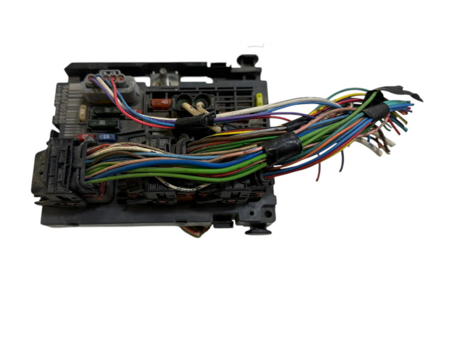 Блок предохранителей 9666700380   Peugeot Partner    