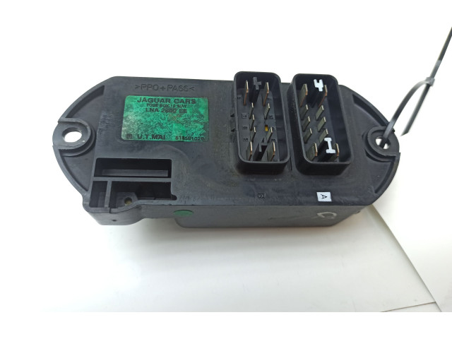 Блок предохранителей LNA2800EE, 518591028 Jaguar XJ X300