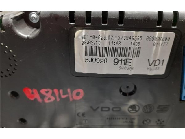 Панель приборов 5J0920911E   Skoda Fabia Mk2 (5J)       