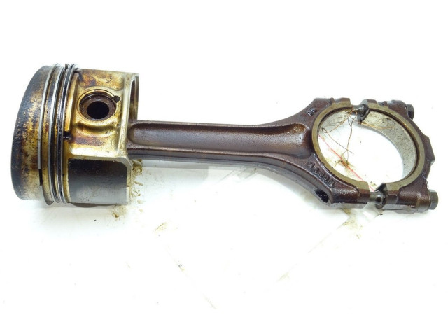  Поршень с шатуном  AYL  Ford Galaxy  