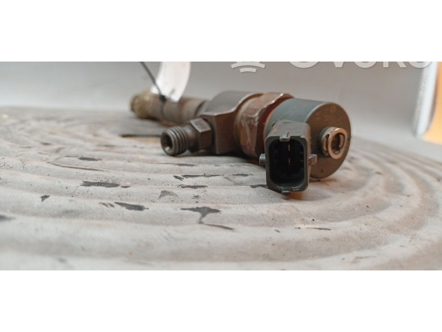 Vstřikovač 0445110019, B445111141 Fiat Punto (188)