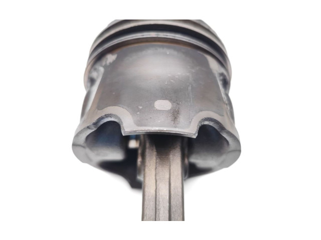 Píst K9K636 Nissan Juke I F15 K9K636