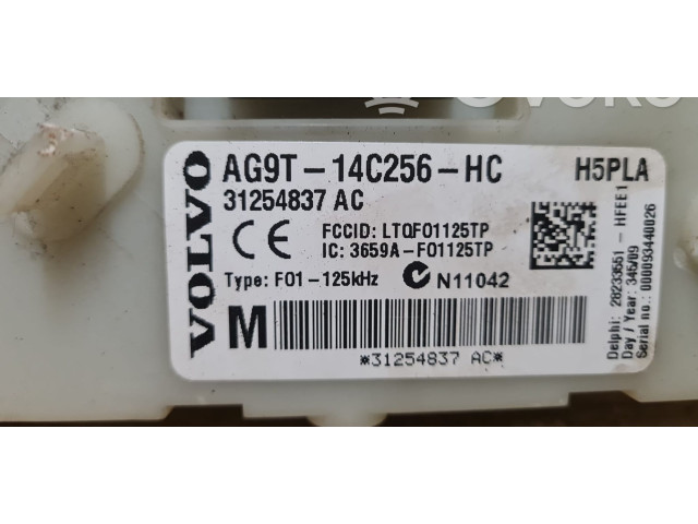 Блок предохранителей AG9T14C256HC, 31254837AC   Volvo V70    