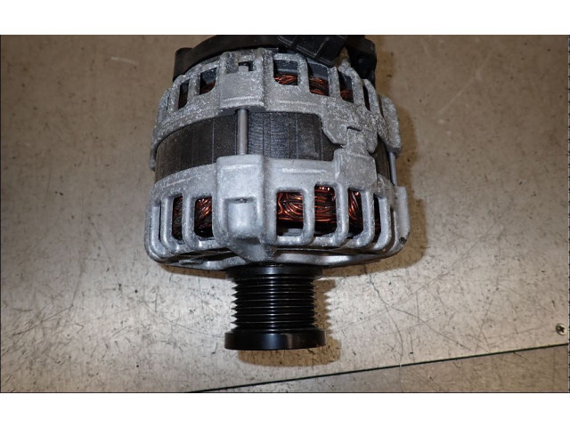 Генератор 231002175R Dacia Sandero III