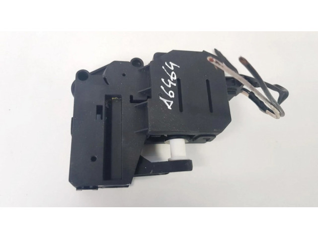 Двигатель центрально замка