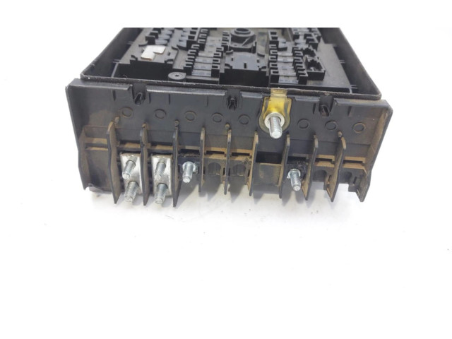 Блок предохранителей 1K1937503 Volkswagen Jetta V