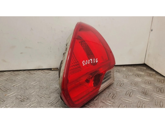 Задний фонарь правый 9678074580    Peugeot 2008 I   2013-2019 года