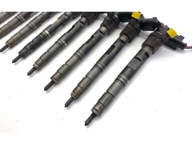 Vstřikovač    Audi A8 S8 D3 4E     