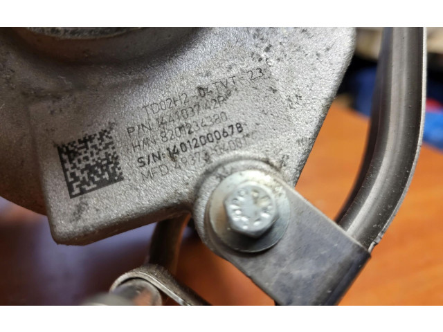 Turbodmychadlo Турбина 144103742R   Renault Clio IV   