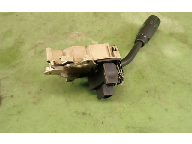 Ручка стеклоочистителей 2035450010   Mercedes-Benz C W203