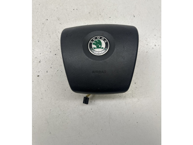 Подушка безопасности водителя 3U0880201AE Skoda Superb B5 (3U)