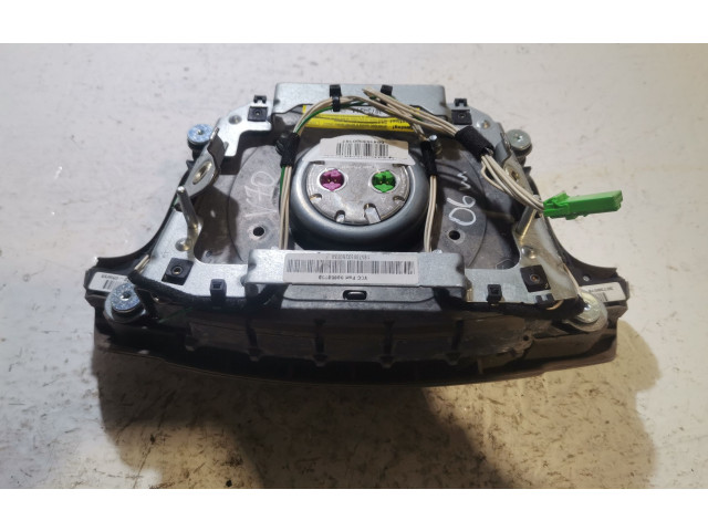 Подушка безопасности водителя 30754314 Volvo V70