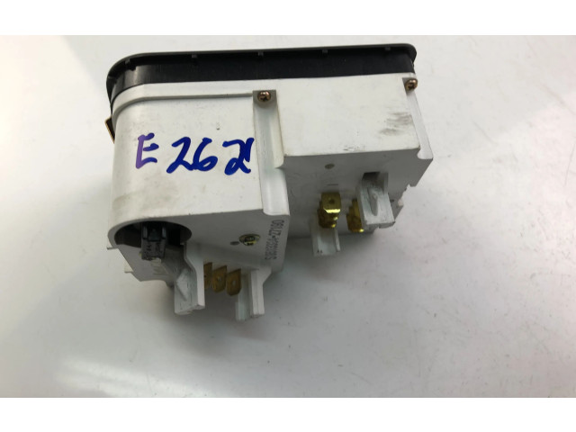 Дисплей    S951333427190   Saab 9000 CS