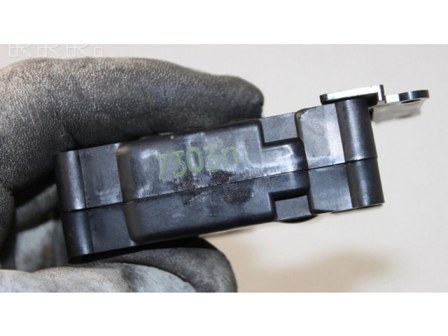 Двигатель задвижки потока воздуха