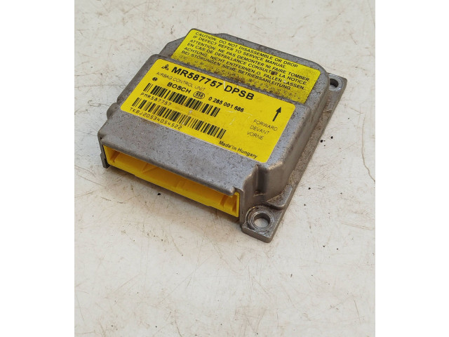 Блок управления надувных подушек MR587757, 0285001686 Mitsubishi Colt