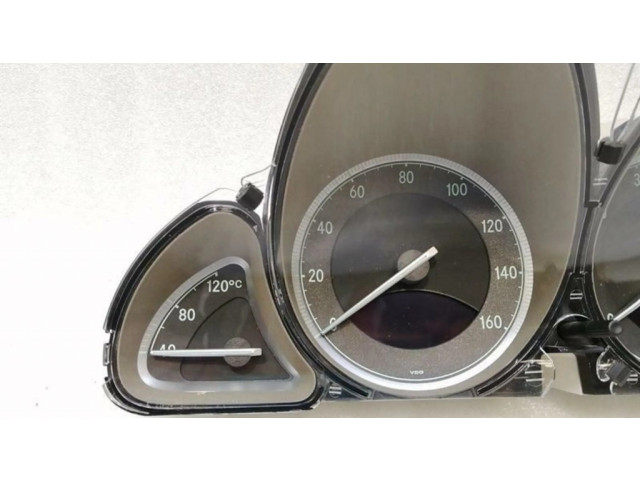 Přístrojová deska Mercedes-Benz SL R230 2002 A2305408847