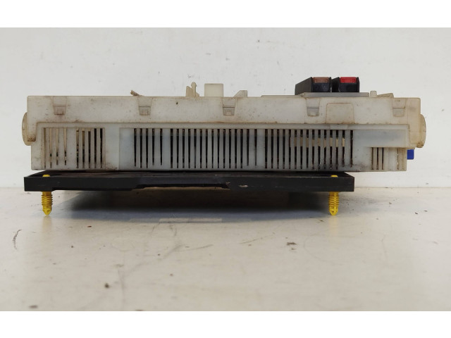 Блок предохранителей 28081750, 3659AF01125TP Ford Galaxy