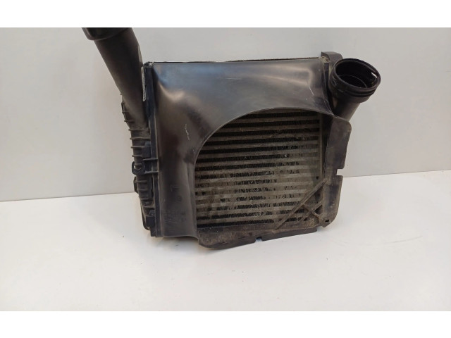 Интеркулер 7L6145803D, 7L0117339 Porsche Cayenne (9PA)