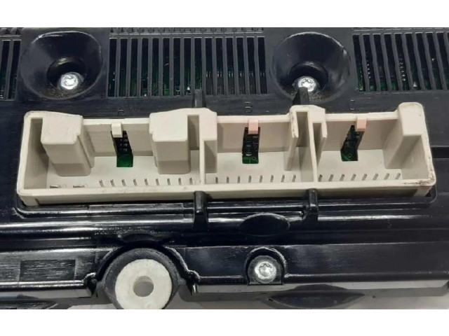 Блок управления климат-контролем 74677512   Volkswagen PASSAT