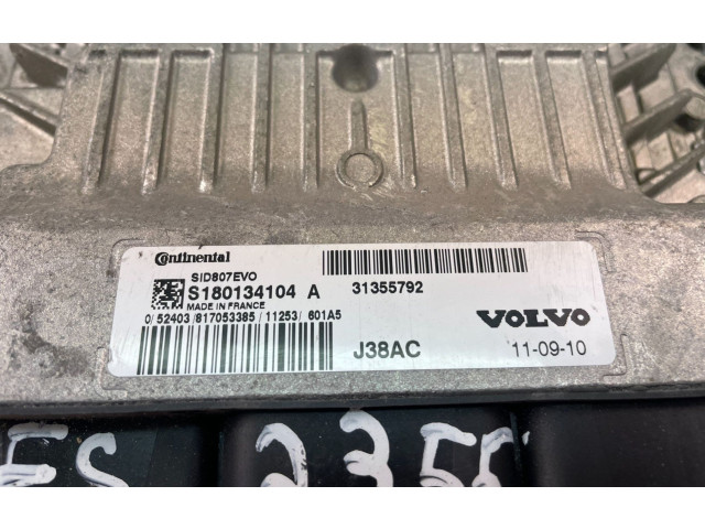 Блок управления двигателем Блок управления 31355792   Volvo V70
