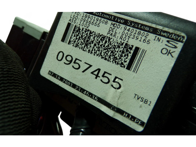 Блок предохранителей 9401802, 0957455   Volvo S80    