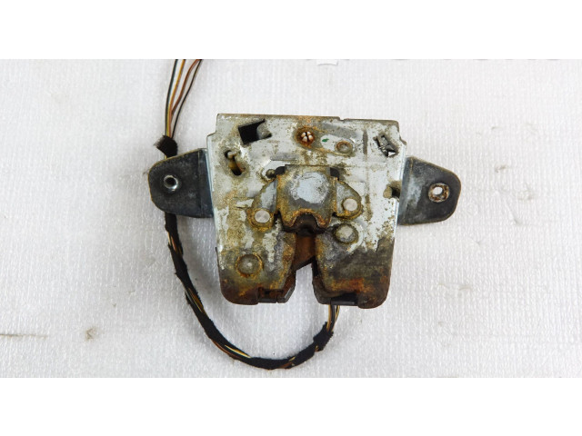 Zámek zadních dveří Mercedes-Benz E W212 2015