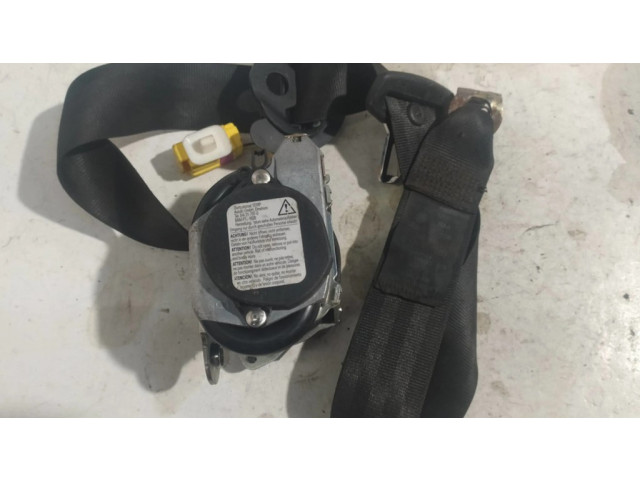 Передний ремень безопасности