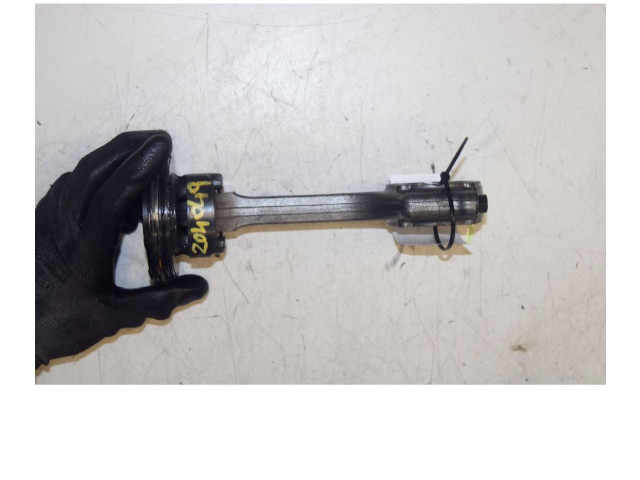 Поршень с шатуном 46346020 Fiat 500X