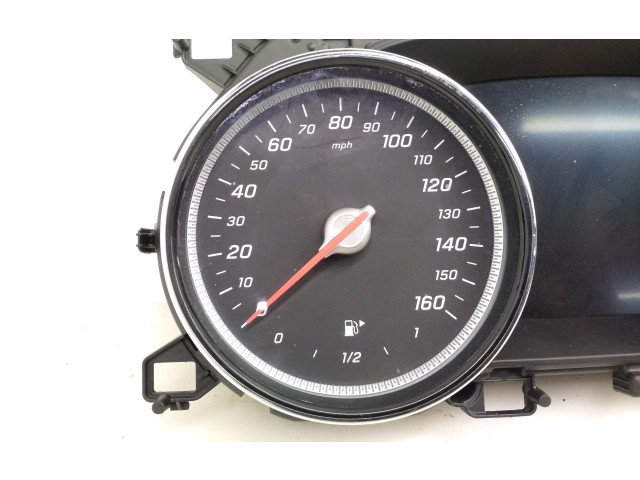 Přístrojová deska Mercedes-Benz E W213 2017 A2139008019