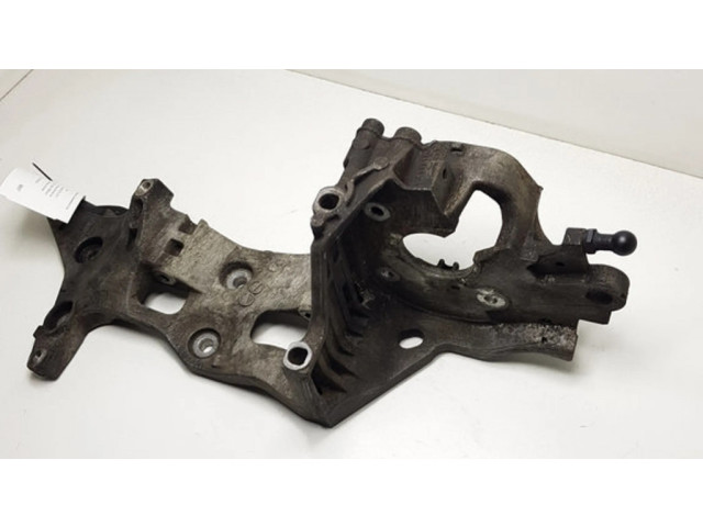 Кронштейн генератора