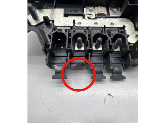 Pojistková skříňka A1775404507, 057030 Mercedes-Benz B W247 2021