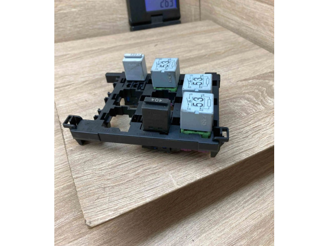   Pojistková skříňka 1T1937503A   Volkswagen Tiguan 2007