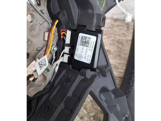 Руль Volkswagen Golf VIII 2019 - года 5H0959542C