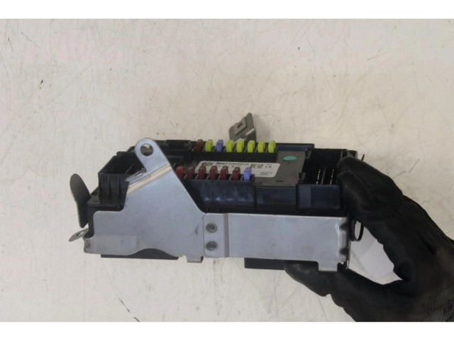 Блок предохранителей    Jeep Renegade    