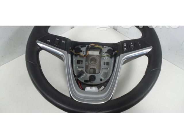 Руль Opel Meriva B  2010 - 2016 года 13387038, 13305810      