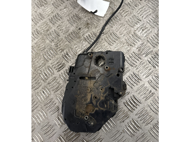 Zámek zadních dveří 2K0827426C, 2K0827426C Volkswagen Caddy 2008