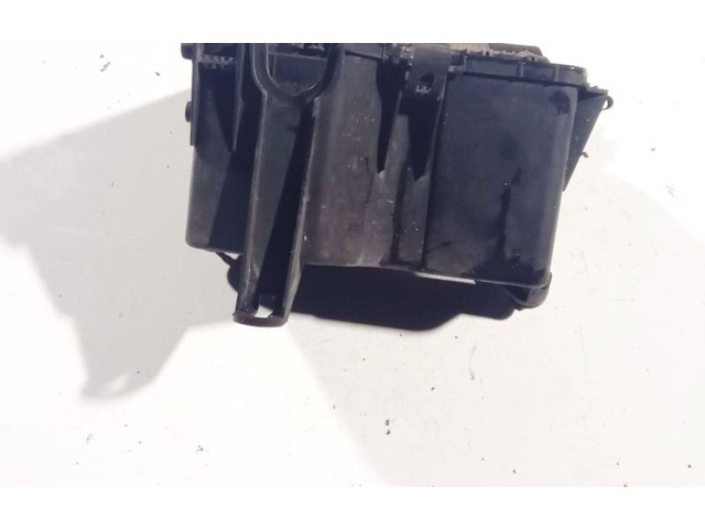 Блок предохранителей  4e1937118, 4E1937118   Audi A8 S8 D3 4E    