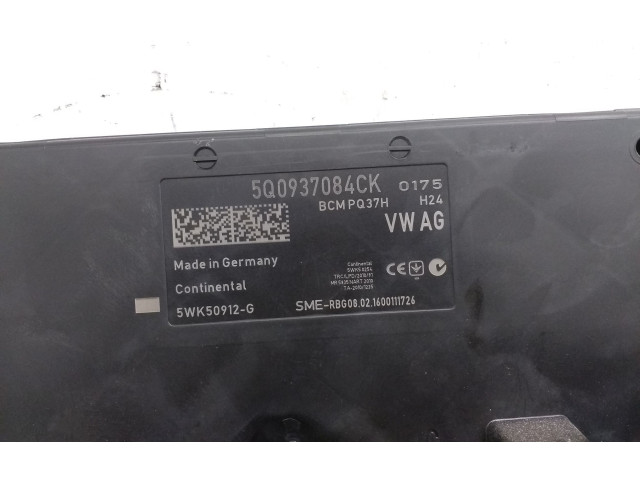 Блок комфорта 5Q0937084CK Skoda Superb B8 (3V)